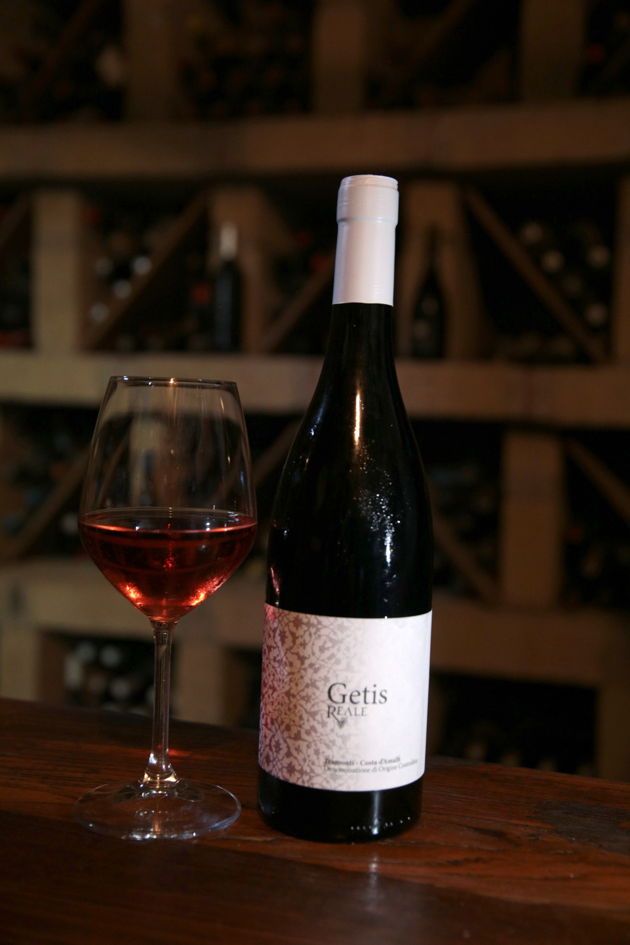 Reale Wine Resort-cantina-8